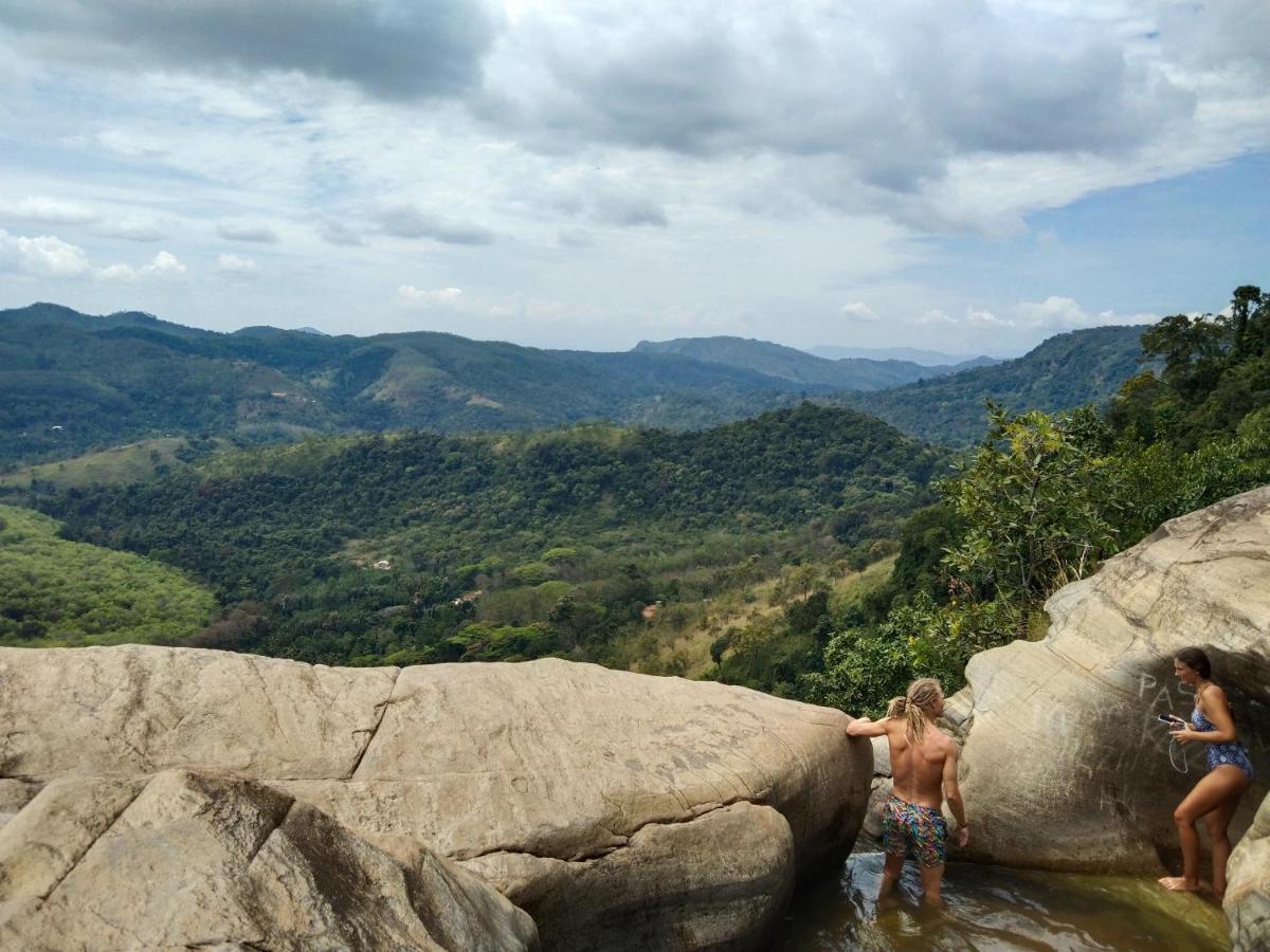 Quiet Rest Inn เอลลา ภายนอก รูปภาพ