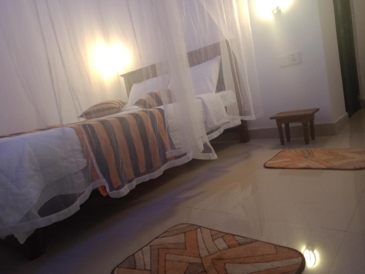 Quiet Rest Inn เอลลา ภายนอก รูปภาพ