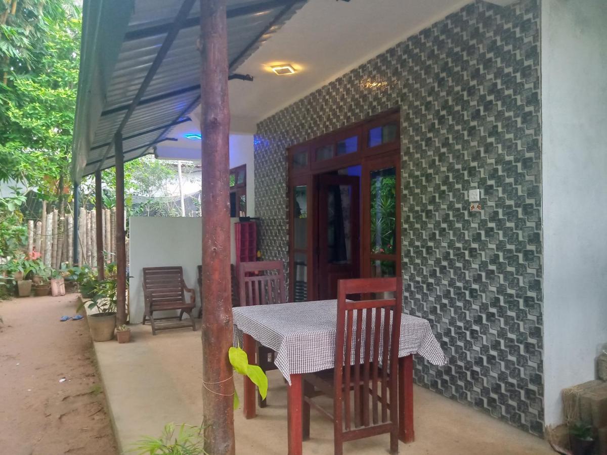 Quiet Rest Inn เอลลา ภายนอก รูปภาพ